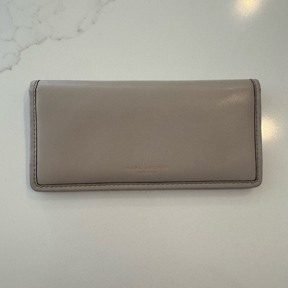 Marc Jacobs wallet